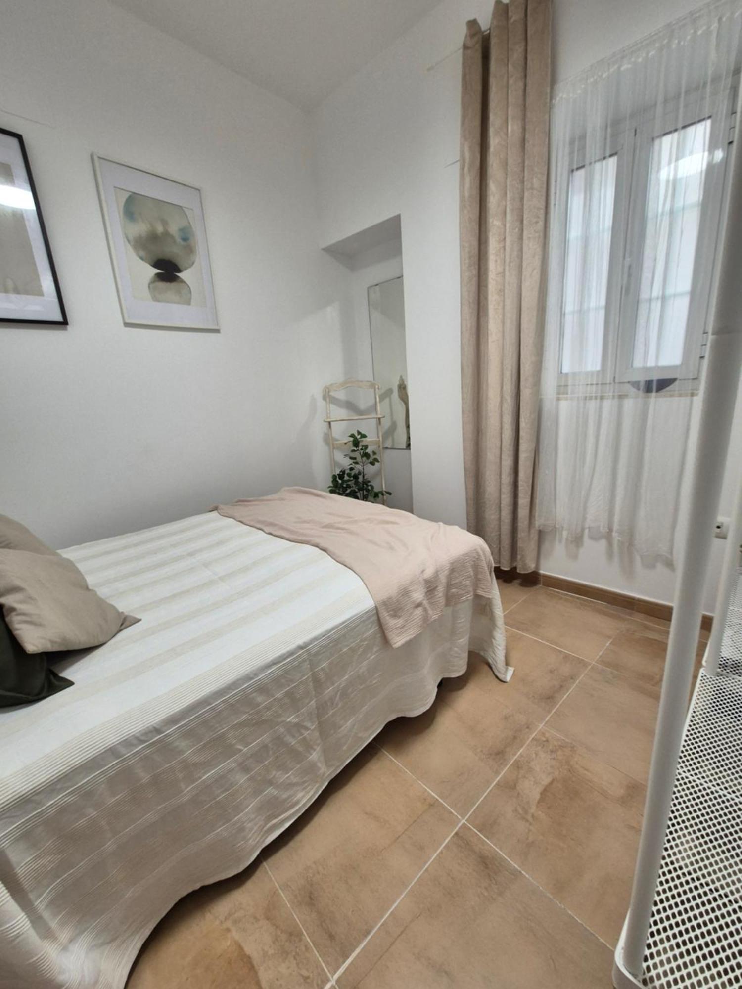 Hostfy Centro San Roman Sevilla Exteriör bild