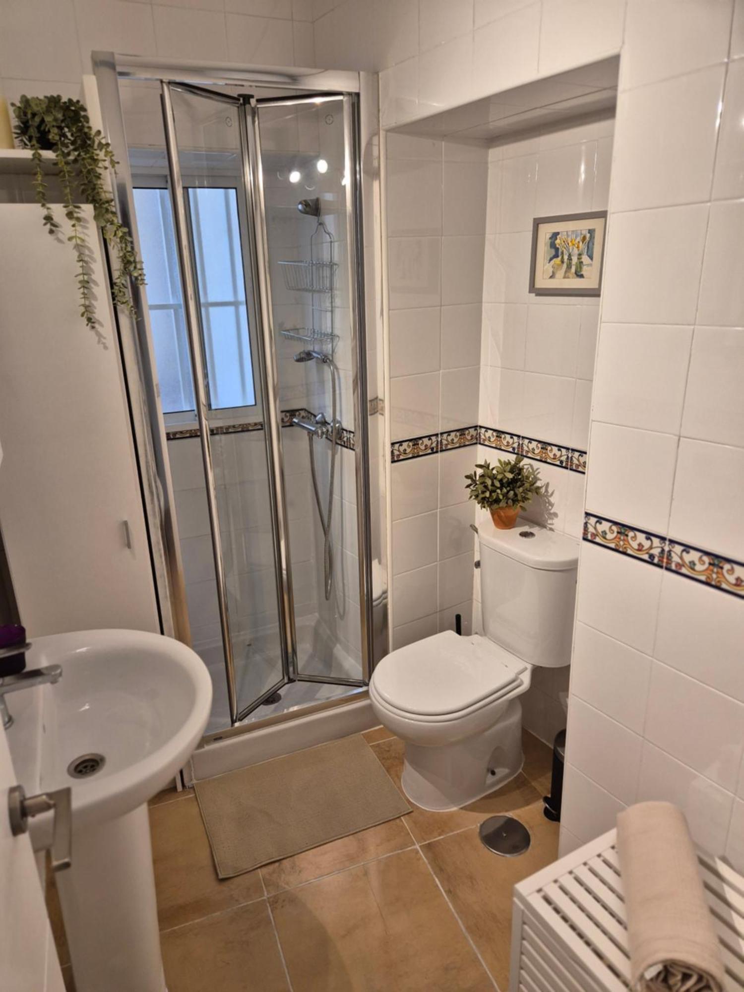 Hostfy Centro San Roman Sevilla Exteriör bild
