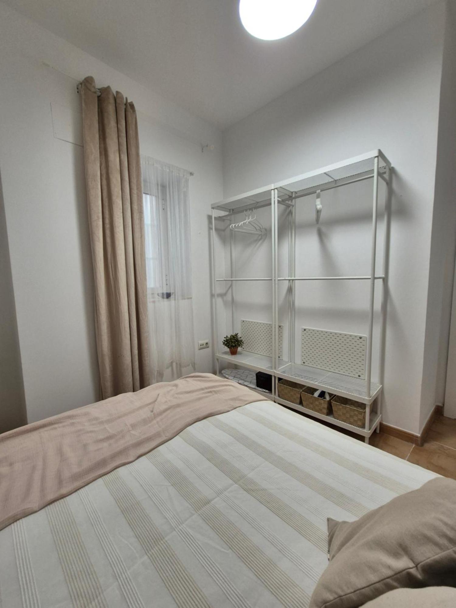 Hostfy Centro San Roman Sevilla Exteriör bild
